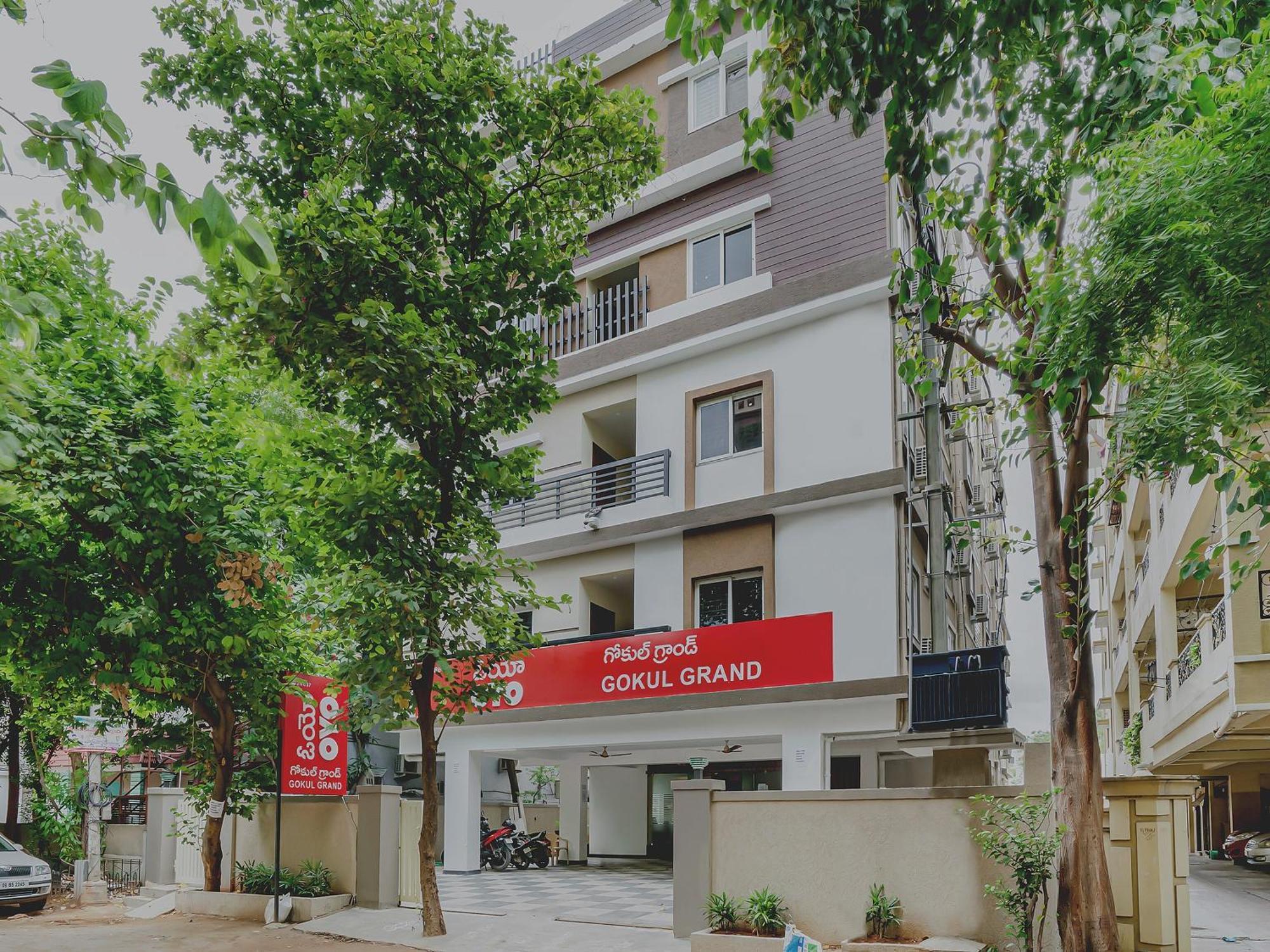 Hotel O Gokul Grand Near Sr Nagar Police Station Хидерабад Екстериор снимка